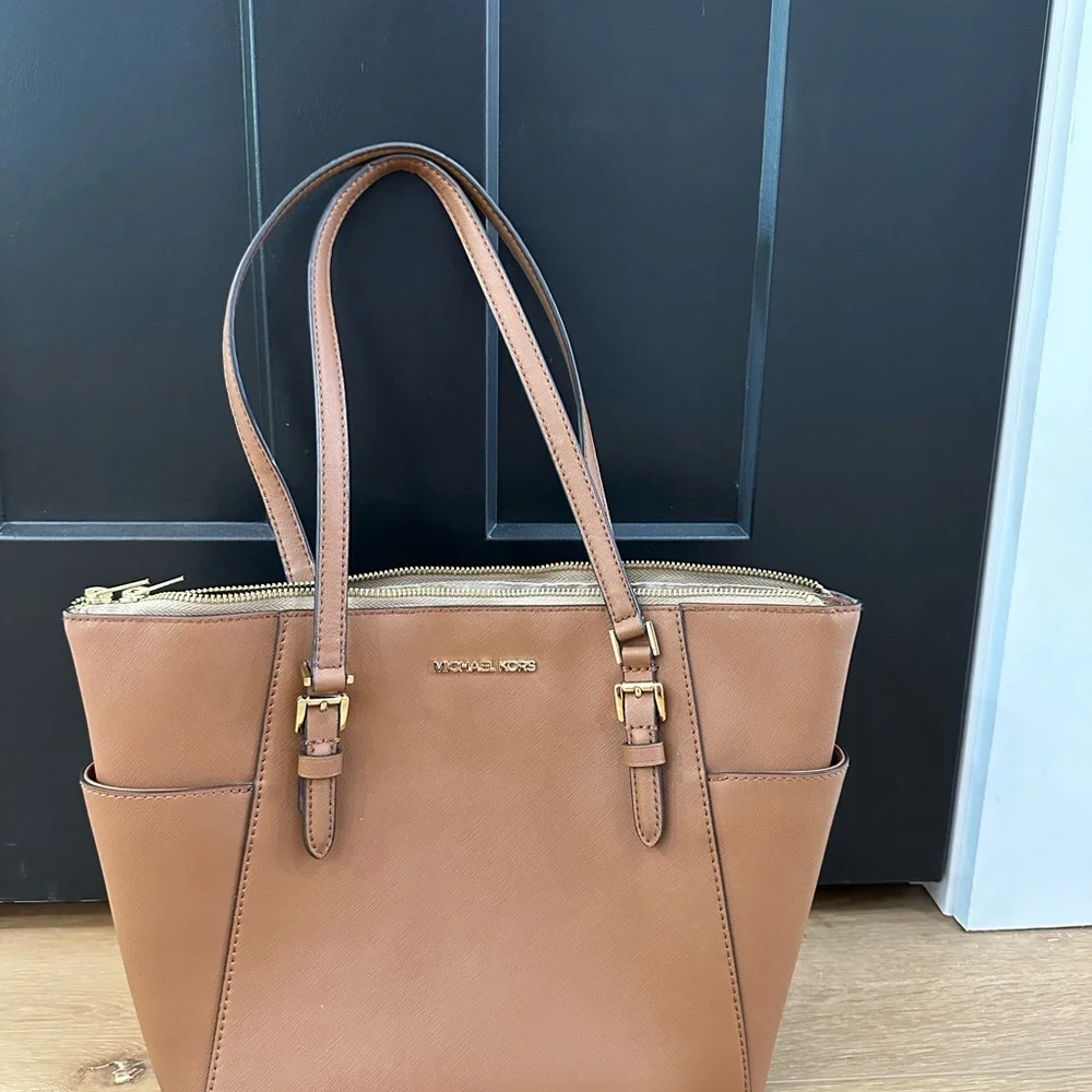 MICHAEL KORS BAG AND LARGE WALLET- BROWN - Picture 2 of 9